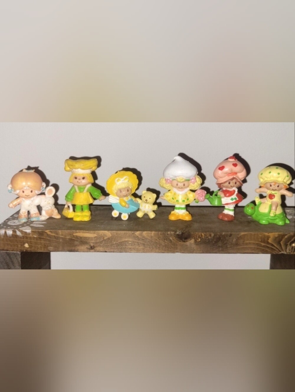 Vintage 1980s STRAWBERRY SHORTCAKE Set Of 6 Figurine Dolls